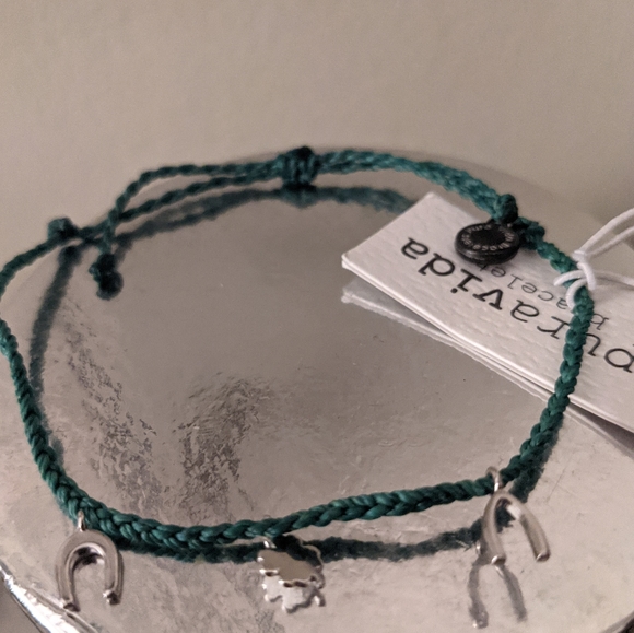 Pura Vida St Patrick's Day Charm Bracelet - Picture 5 of 7